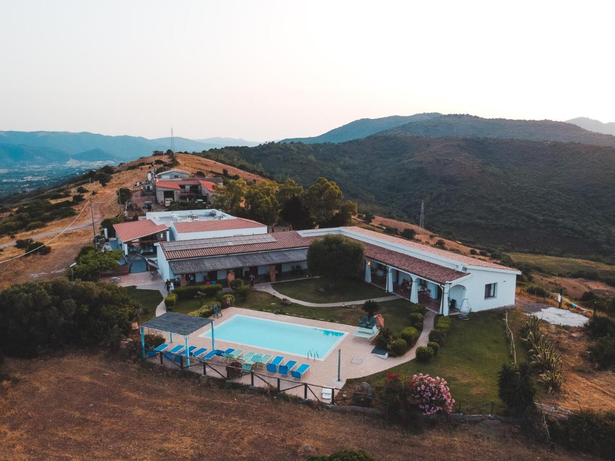 Agriturismo Irghitula Posada  Exterior foto